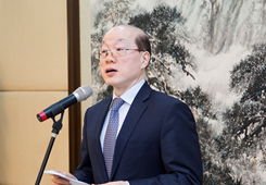 刘结一会见中国国民党台商党代表联谊会参访团