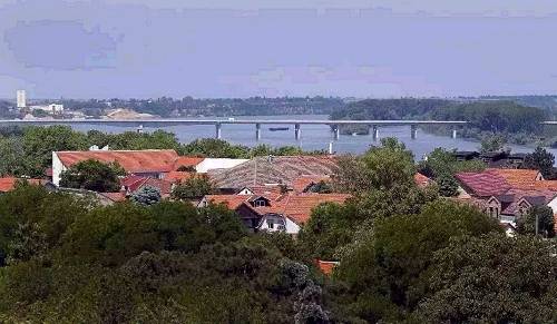 2016年5月,贝尔格莱的普平大桥,普平大桥是中国企业在欧洲承建的第一个大桥项目。