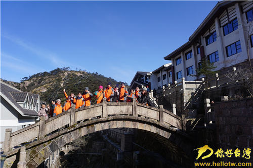 冬日黄山银装素裹 人间仙境引两岸媒体齐点赞 冬日黄山银装素裹 人间仙境引两岸媒体齐点赞