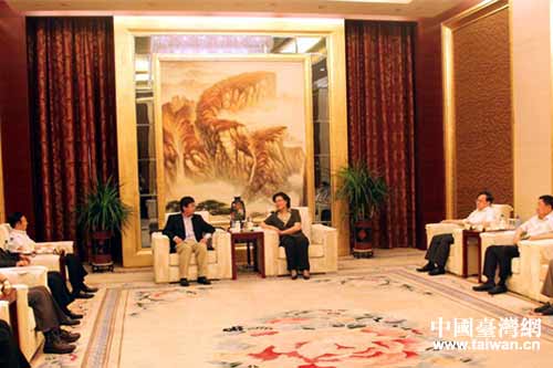 ����������ǡ��������г����л������׳�ֳ�һ��