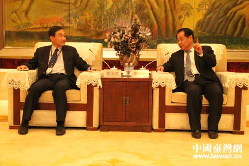 台中市政府参访团来淄博市交流考察 台中市政府参访团来淄博市交流考察