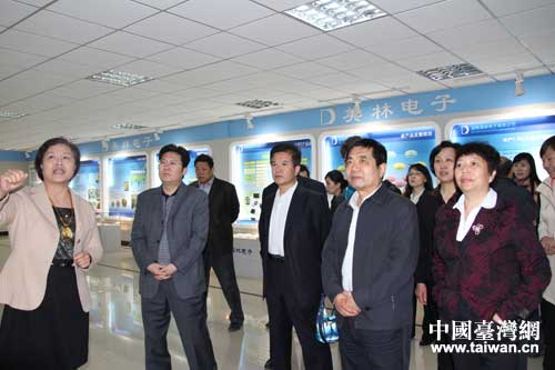 ���˴�������������ǰ���Ҷ�����̨����ҵ���ֵ����Ӳ�