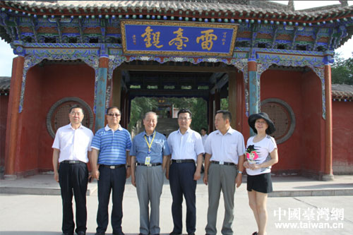 台湾新党主席郁慕明率参访团赴甘肃武威参访 台湾新党主席郁慕明率参访团赴甘肃武威参访