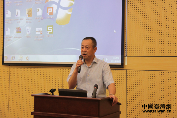 市安监局副局长吕立先在会议上作讲话 市安监局副局长吕立先在会议上作讲话