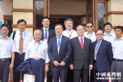 威海市台办主任于连波会见台湾工商协进会客人 威海市台办主任于连波会见台湾工商协进会客人