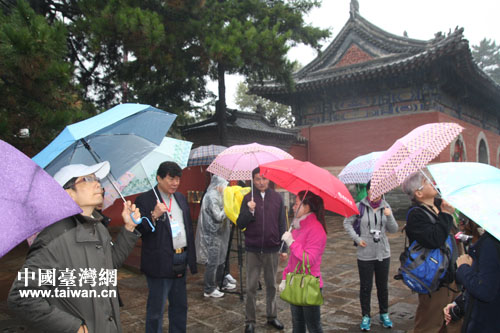 参观塔院寺 参观塔院寺
