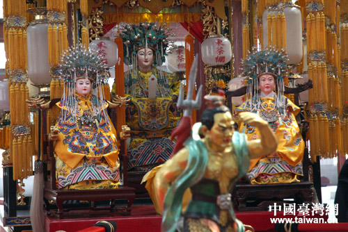 �ֳ�չʾ�ĸ������