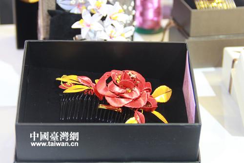 施于婕线饰艺术工坊设计的客家发簪 施于婕线饰艺术工坊设计的客家发簪