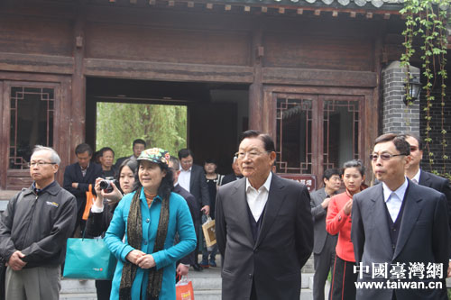 江丙坤来我市参访 江丙坤来我市参访