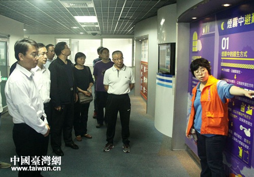 参观台北消防局防灾科学教育馆 参观台北消防局防灾科学教育馆