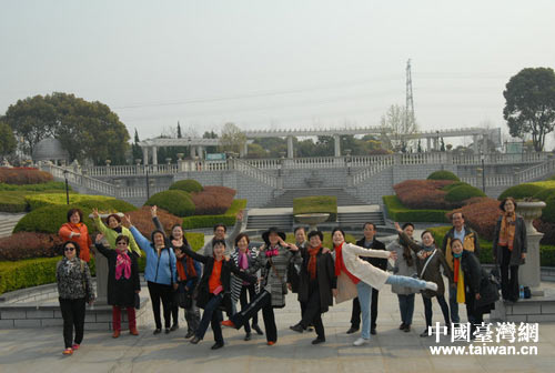 ���ǻ�����Ⱥ���õ�С���