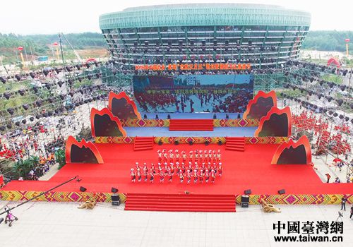 台湾少数民族同胞首次亮相广西武鸣“壮族三月三”歌圩 台湾少数民族同胞首次亮相广西武鸣“壮族三月三”歌圩