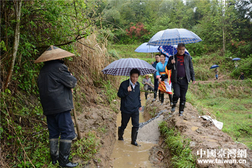 �벨���Σ��У�һ���ֳ��쿴ˮ��ά�޹���