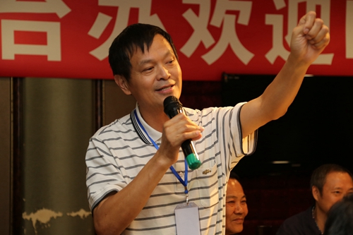 高雄里長主席聯誼總會執行長黃愈豐發言