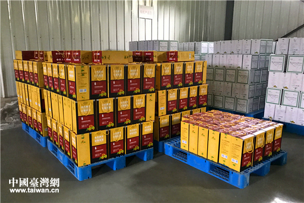 寧陝縣秦嶺長春酒廠酒品。 （中國臺灣網趙苗青攝）