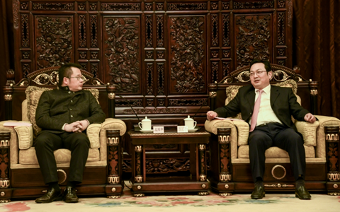 �Ź����������̨�����