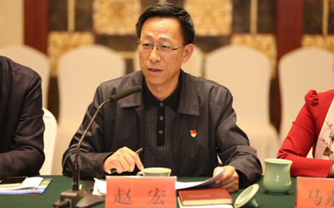 ���ɹ�������̨����֯�ٿ������̨��ͬ���顷����40������̸��