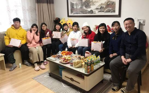 ͬ���л��Ļ� �����������ˡ������߽�̨���ѧ���л��Ļ���ϰӪ�����