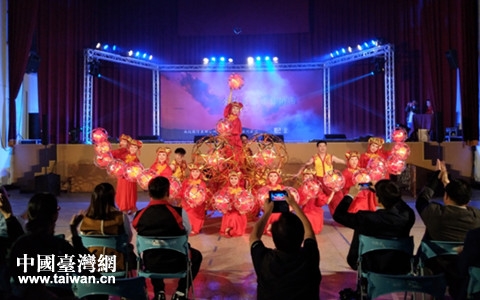 ����������Ԫ�� ����Ԫ������Ͷ