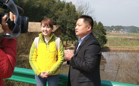 台湾“中国电视”大陆寻奇栏目走进湖南湘潭县、湘乡采访拍摄