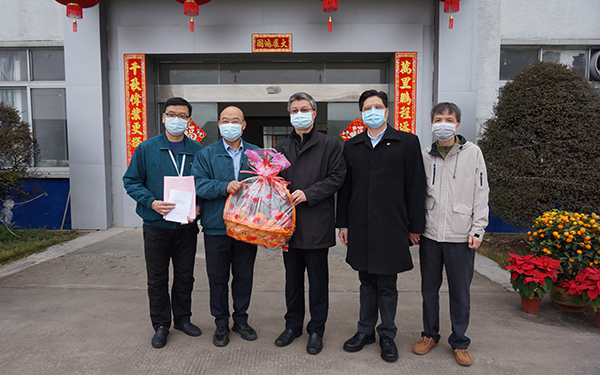 Сͼ ������̨���߷�ο�ʴ��¹���鱦���޹�˾.jpg