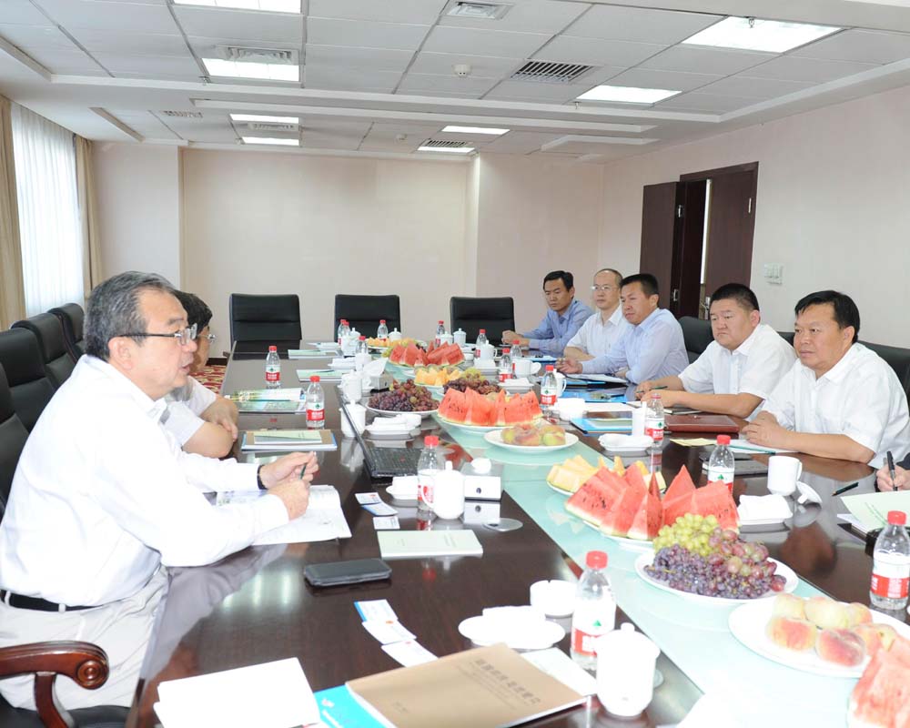 ͼΪʦ���̹���ң���̨�廪�˾���³����У������ھ�����������Ǣ̸��