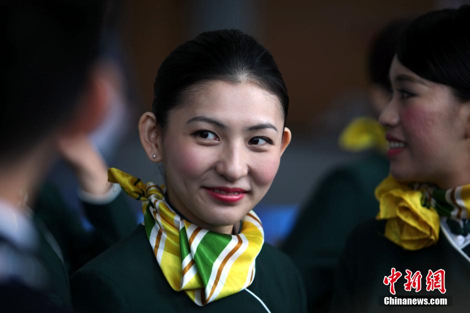 ��½����̨�弮�ճ����� ǧ��ӦƸ�߽�24�˱�ѡ