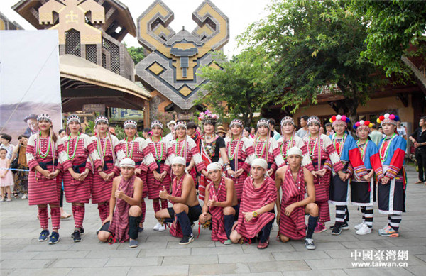 台湾采访团成员集体合影。(中国台湾网 李岳 摄) 台湾采访团成员集体合影。(中国台湾网 李岳 摄)