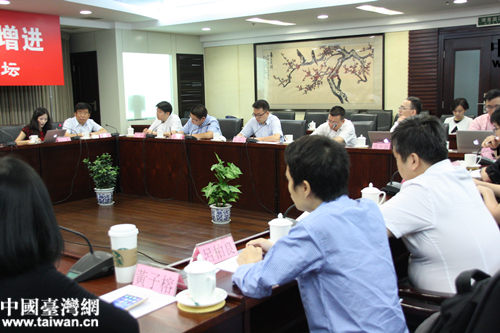 �������רע������������