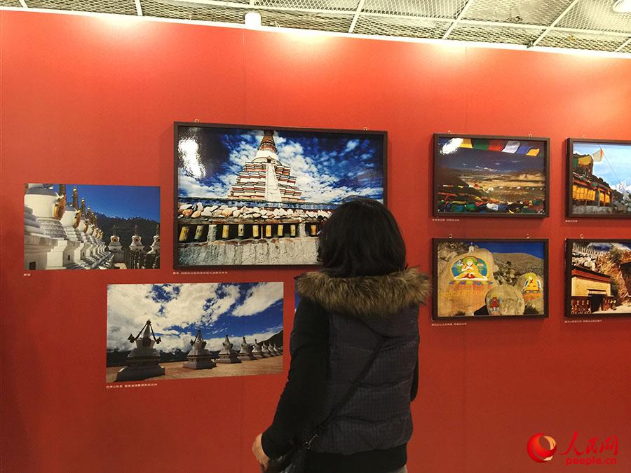 “海外华文媒体眼中的藏区”摄影展在台举办 “海外华文媒体眼中的藏区”摄影展在台举办