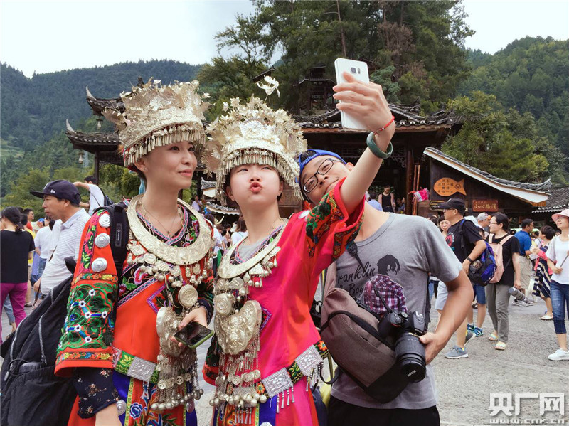 民族风情 民族风情