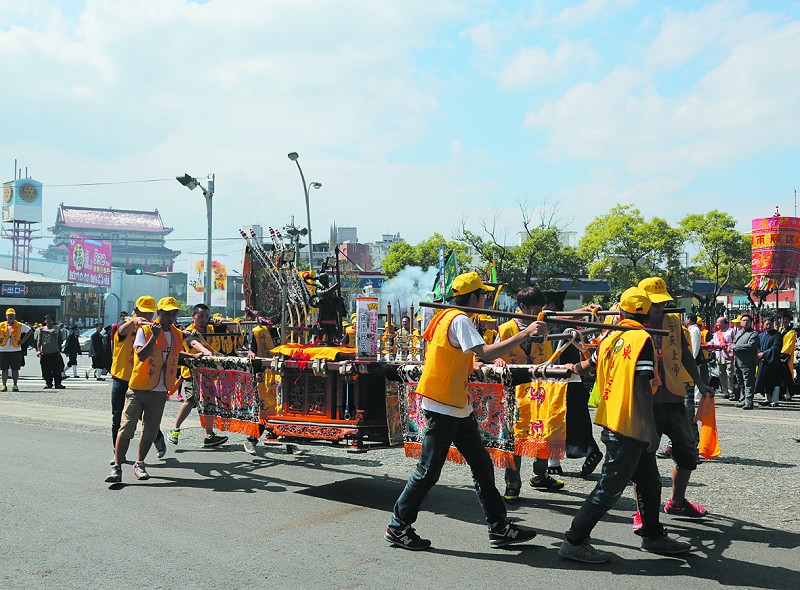 台湾宜兰县开展玄帝巡街活动 台湾宜兰县开展玄帝巡街活动