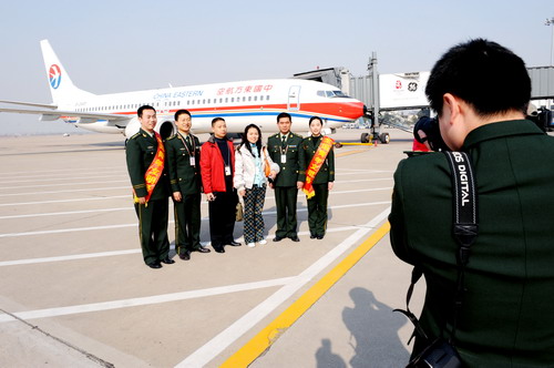 �人-̨������԰������ֱ���׺���ʽͼƬ����