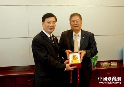 台湾辅仁大学校长黎建球访问江西宜春学院(图