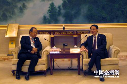 江西省副省长胡幼桃会见台湾客商代表