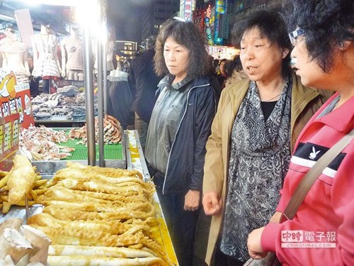 台湾导游:大陆游客宁可住得差就要海鲜吃得爽