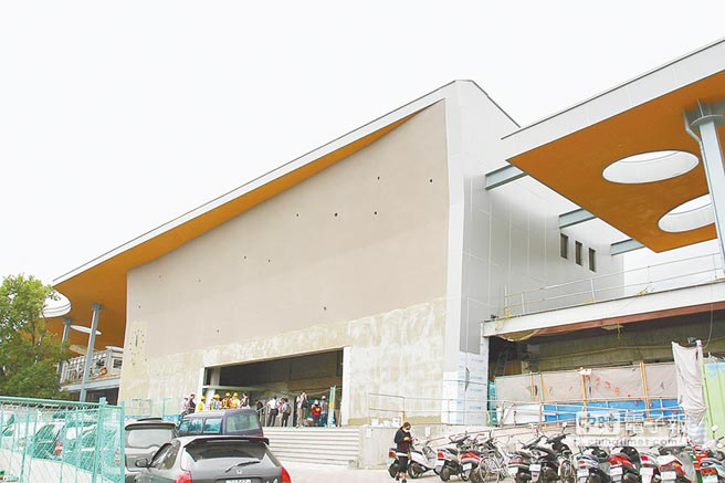 台鐵建旅館 業者憂客源分散