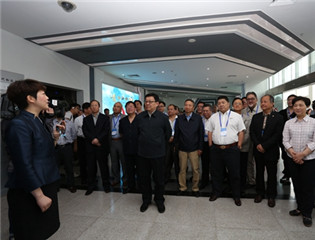 海协会会长陈德铭率台商到四川考察“一带一路”商机(图)