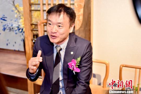 ̨����ʳ����������һ�ˣ��ɶ���ʳ�Ļ��������