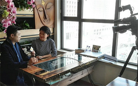 辽宁电视台专访台湾摄影师陈卡文