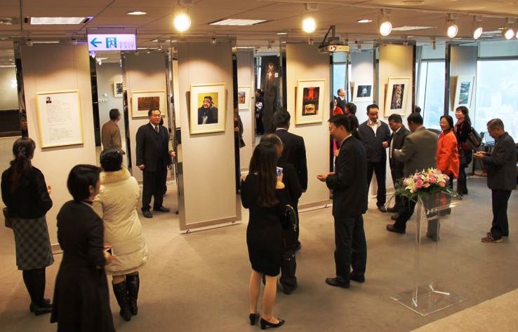 �����������Ļ���Ӱչ����̨���л������ݾ���