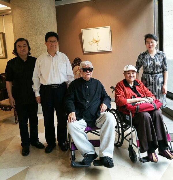 山东省台办主任孟庆斌会见台湾著名书画家李奇茂夫妇 山东省台办主任孟庆斌会见台湾著名书画家李奇茂夫妇