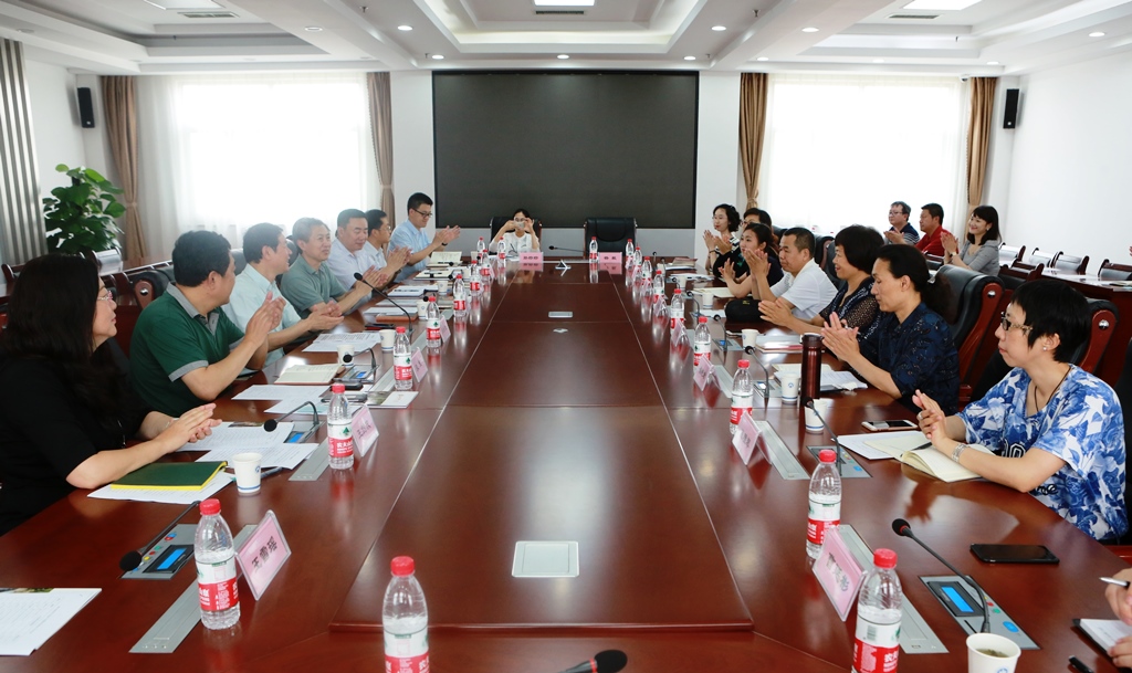 ɽ��ʡ�ͼ�����̨���ٿ����ָ�У��̨����������ϵ��