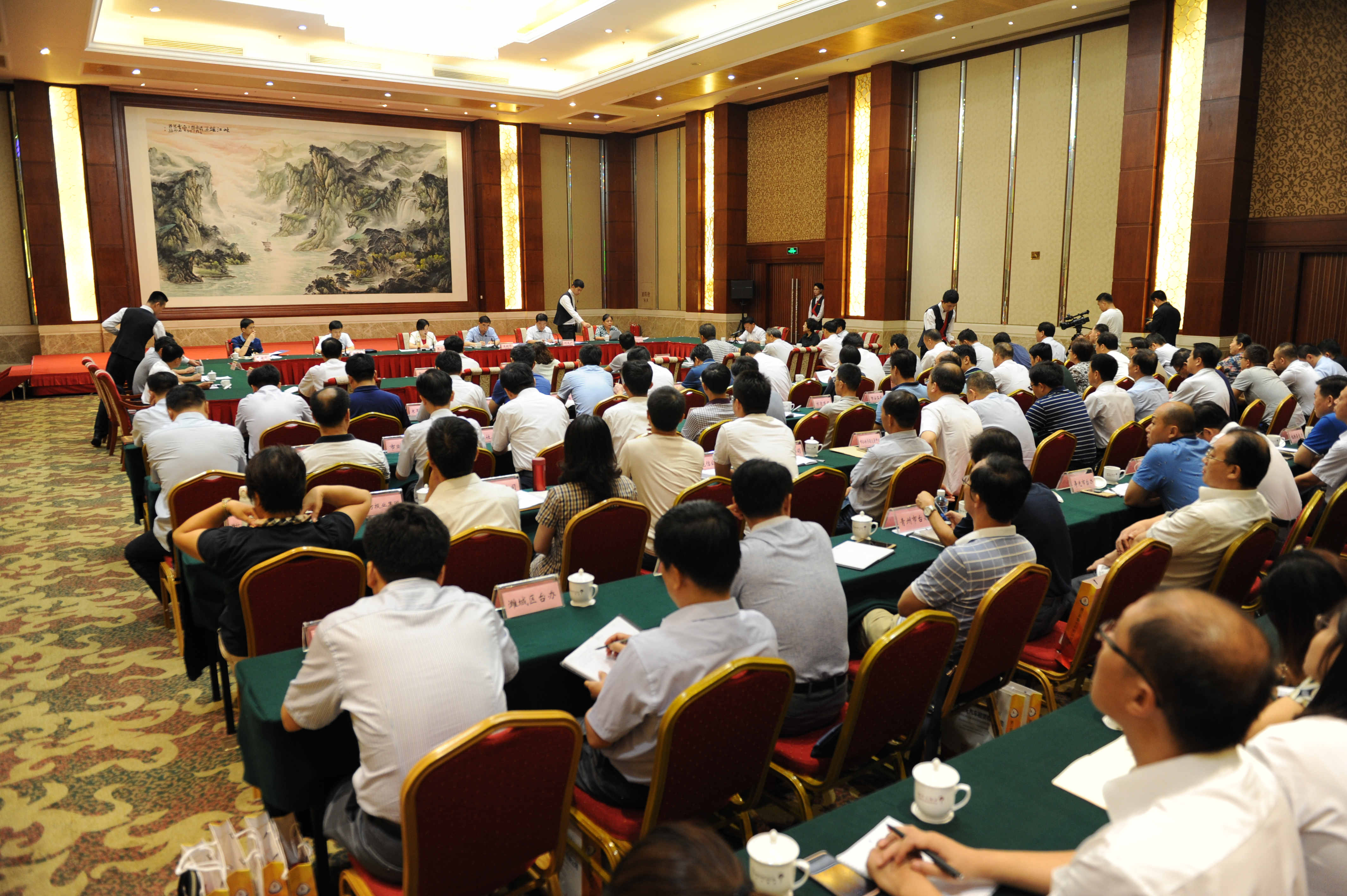 潍坊市调度第23届鲁台会筹备工作 潍坊市调度第23届鲁台会筹备工作