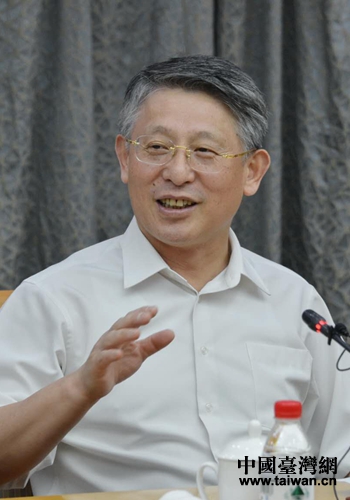 上海市市长代表沙海林邀请台湾部分驻沪媒体召开记者会,并就相关情况进行说明 上海市市长代表沙海林邀请台湾部分驻沪媒体召开记者会,并就相关情况进行说明