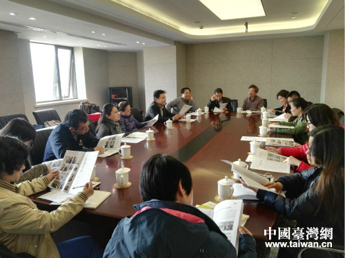 分组开展业务培训和讨论 分组开展业务培训和讨论