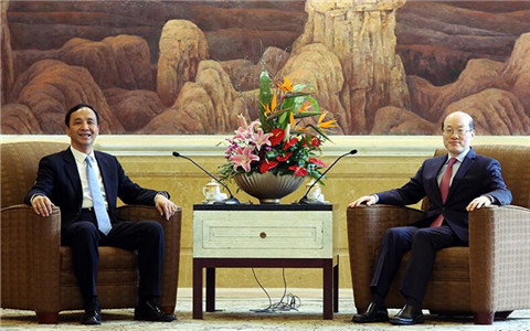 刘结一会见新北市市长朱立伦