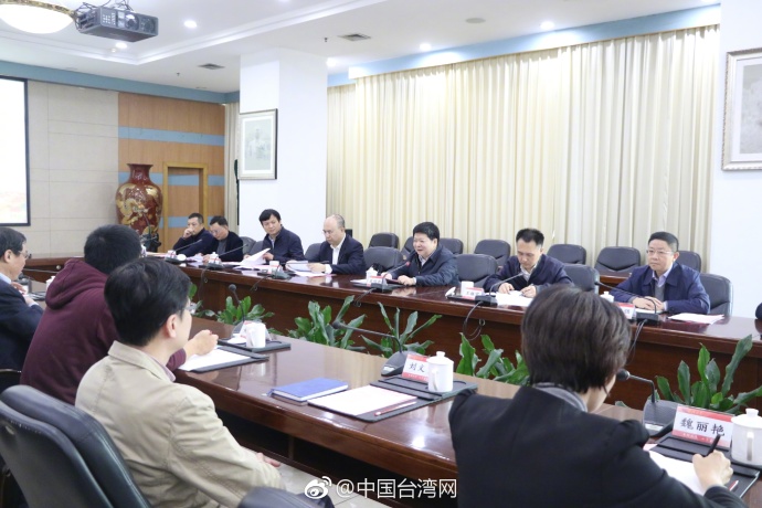 �����뿴���ô�̨��ʦ���������½��� ��Ҫ���Լ�������