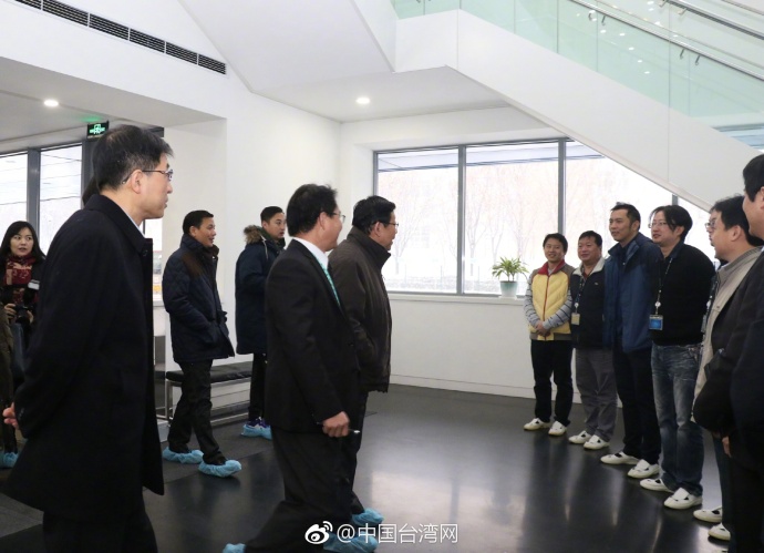 海协会会长陈德铭走访西安台企:你们都是“兵马俑”的后代 海协会会长陈德铭走访西安台企:你们都是“兵马俑”的后代