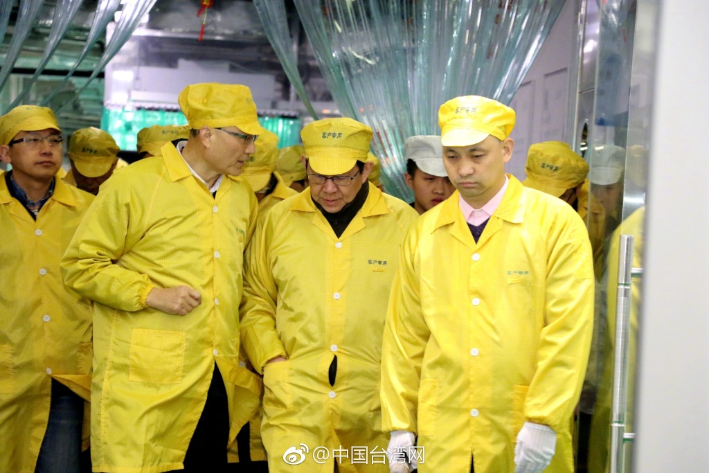 海协会会长陈德铭走访富士康:“中国梦”你们要出力 海协会会长陈德铭走访富士康:“中国梦”你们要出力